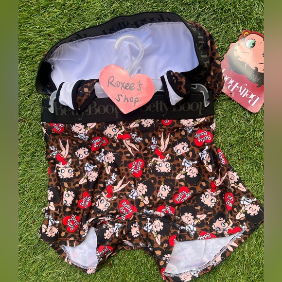Betty Boop Leopard Sports Bra & Boy Shorts Set - Picture 3 of 3